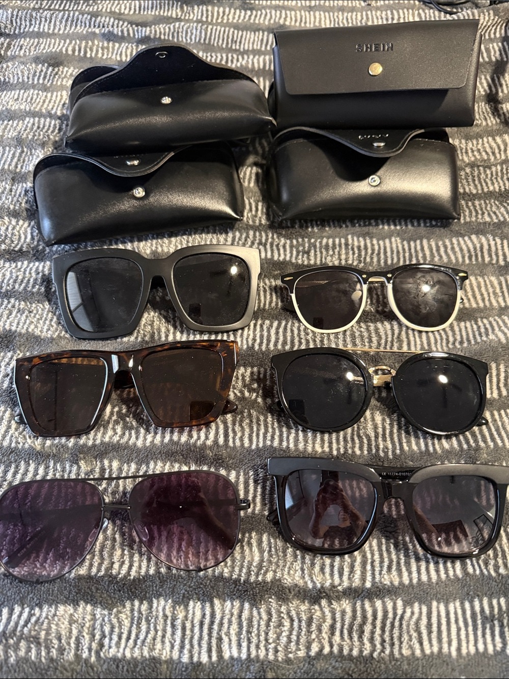 SHEIN Black and Tortoiseshell Women’s Sunglasses Set
